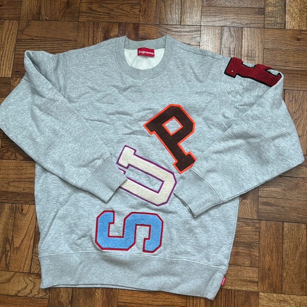 Supreme crewneck - medium